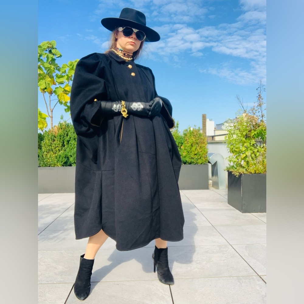 SCHNEIDER’s Luxury European Wool Black Theater Coat